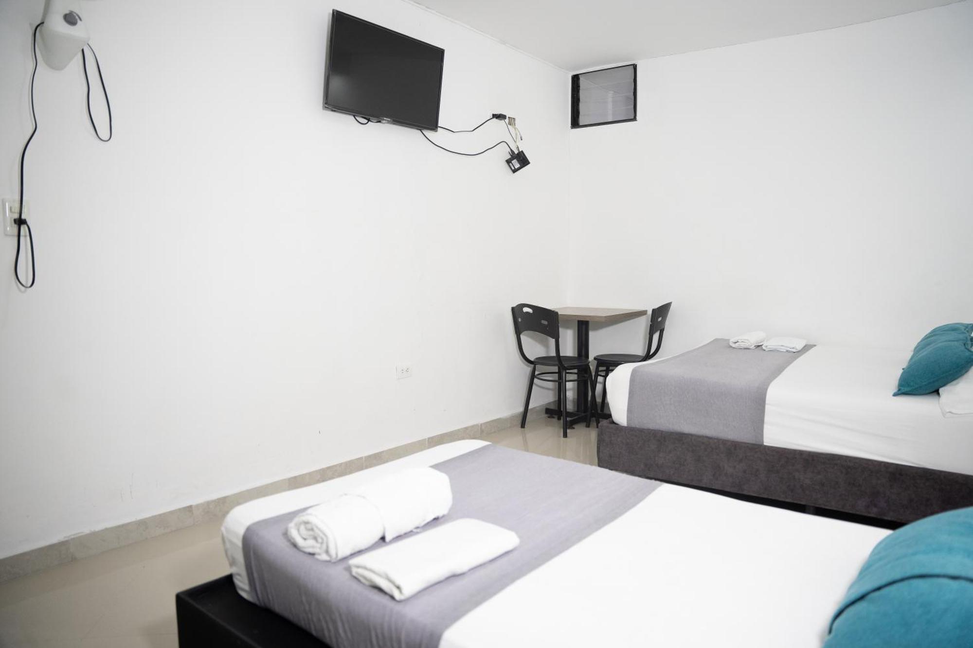 Hotel Laureles De Aburra Medellin Ngoại thất bức ảnh